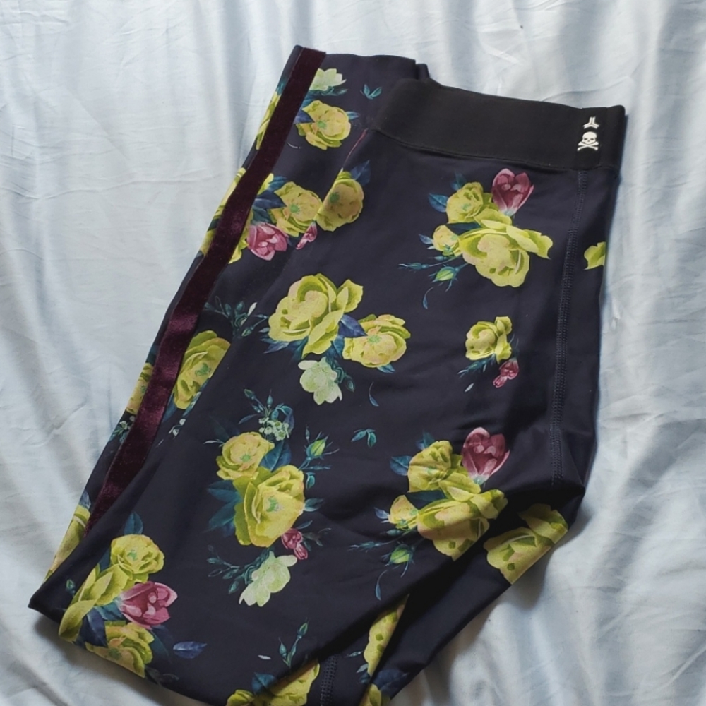 Ultracor blue with florals Leggings